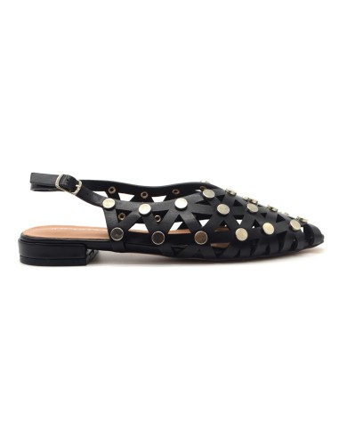 Kharisma slingback laserato con borchie